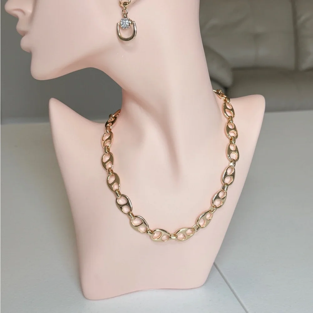Gold Link Chain Necklace - Women's Fashion Jewelry